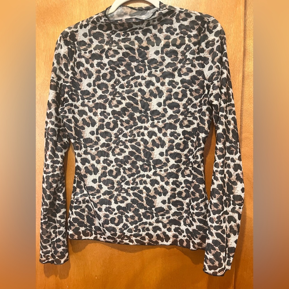 🐆 Leopard Print Long Sleeve Top